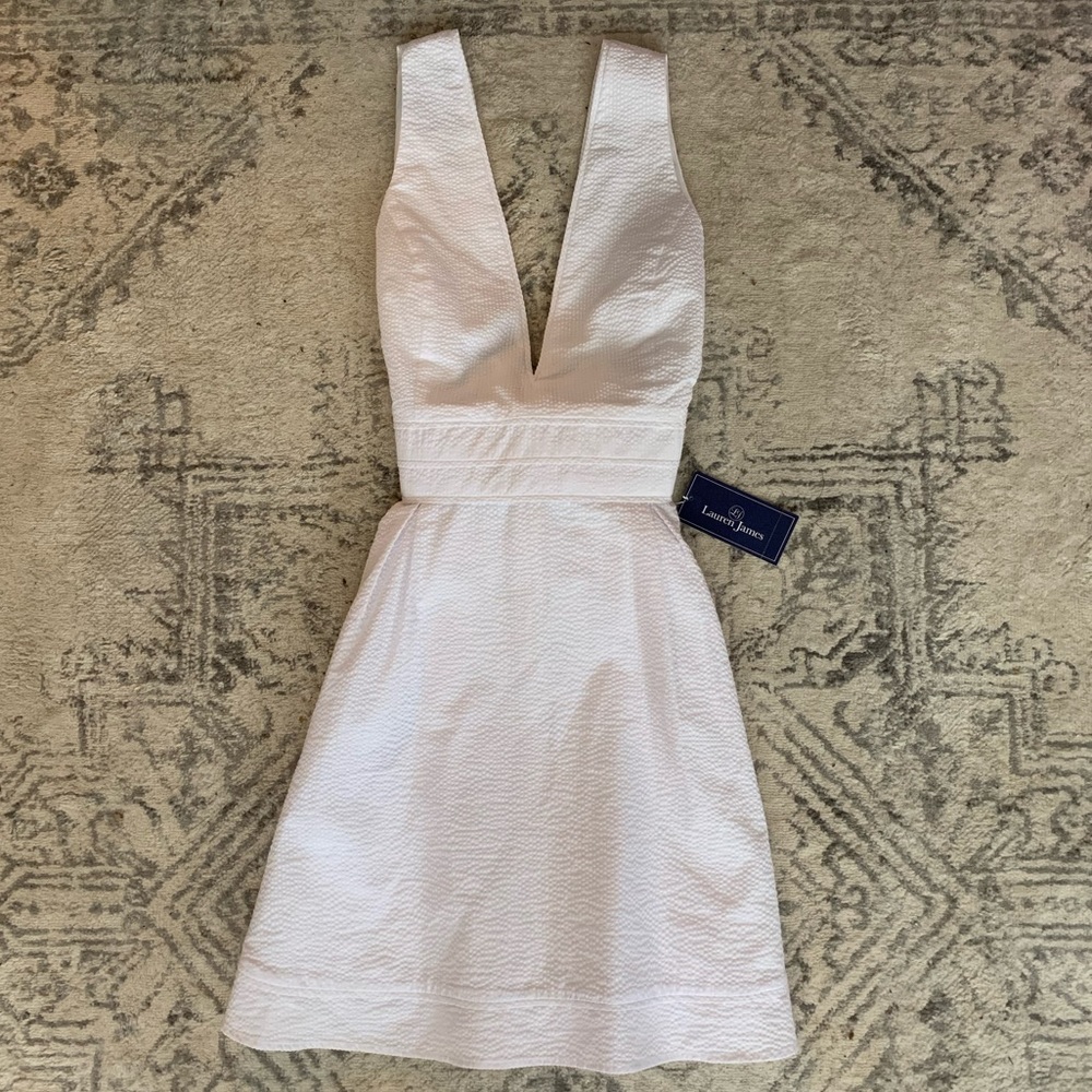 NWT Lauren James large white seersucker dress